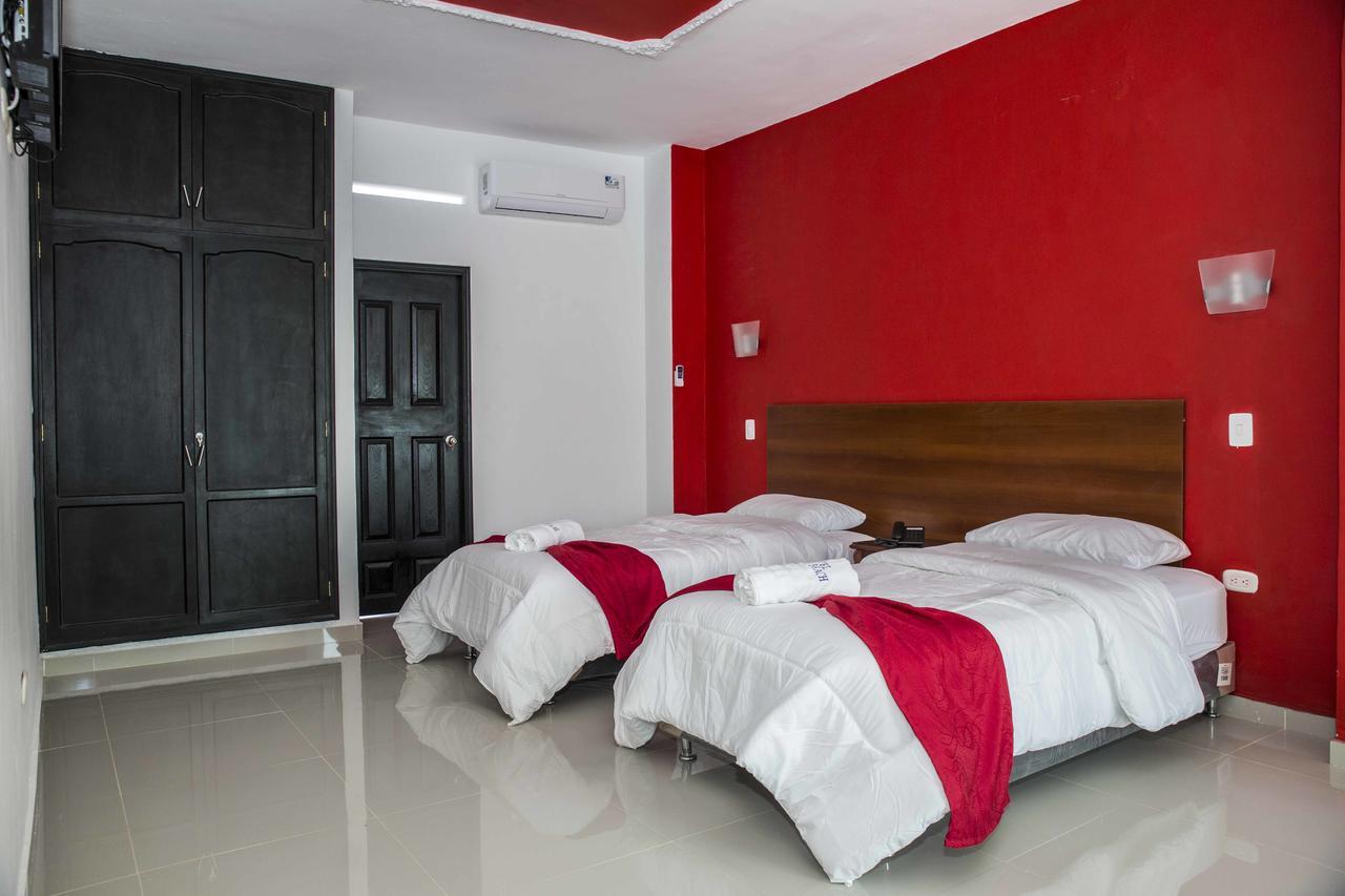 Hotel Large Beach Таганга Номер фото